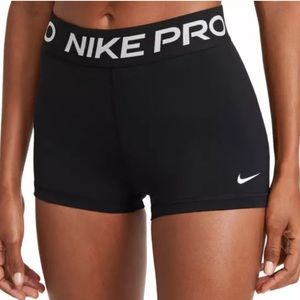 LIKE NEW! Nike Pro shorts 3”